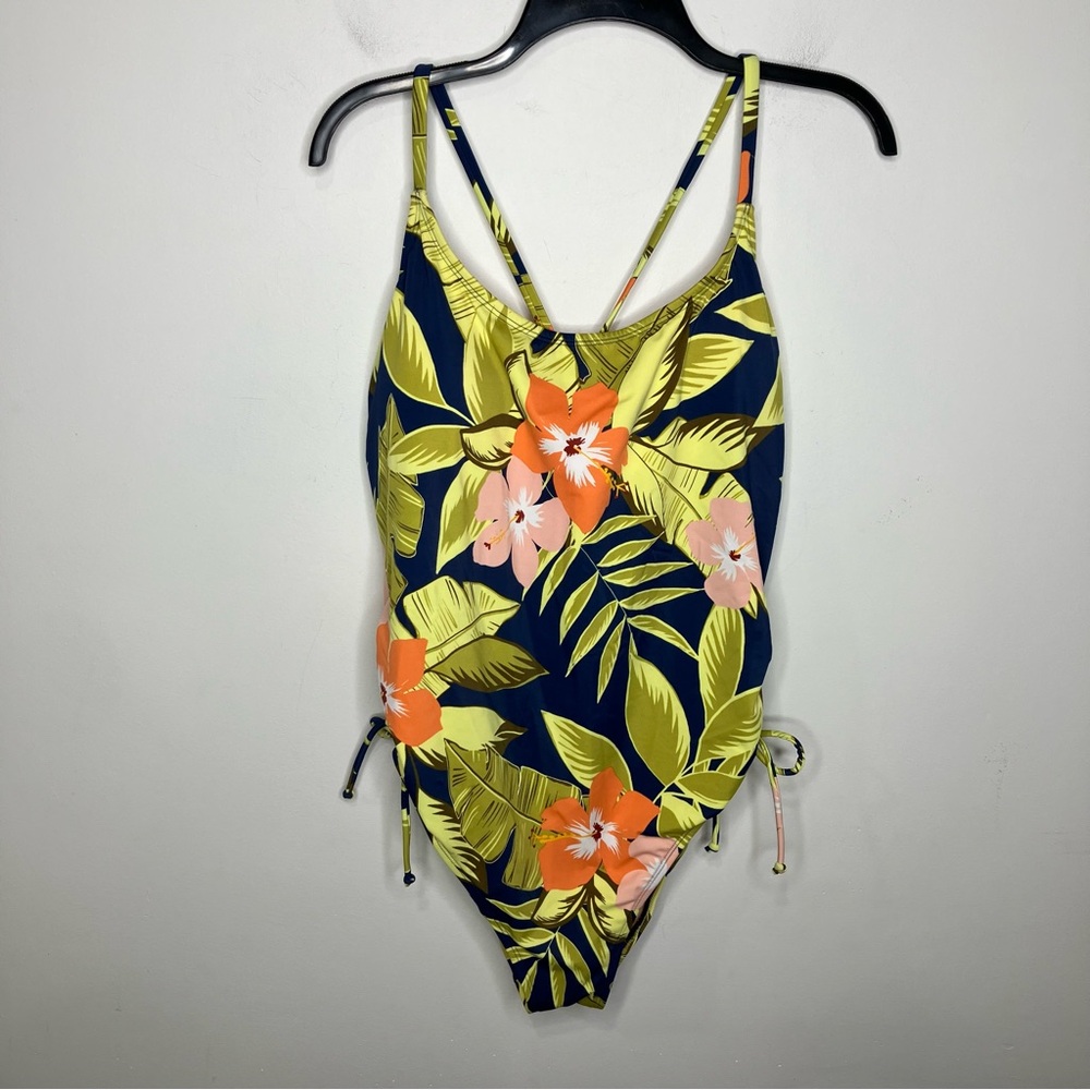 Beach‎ Betty by miracle brands tropical swimsuit one-piece new women’s size XL